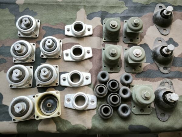 Lot pieds divers pour mounting