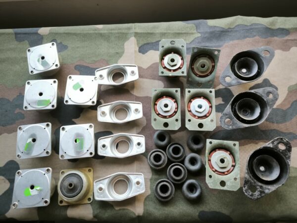 Lot pieds divers pour mounting
