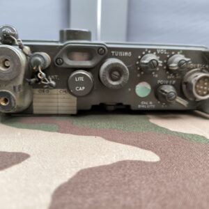 Emetteur récepteur radio militaire ER 79 - PRC10 - N° de série 367